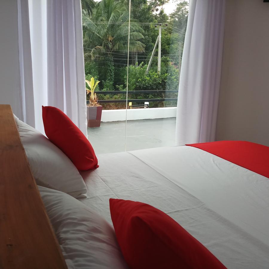 Hotel Cassia Udawalawe Esterno foto