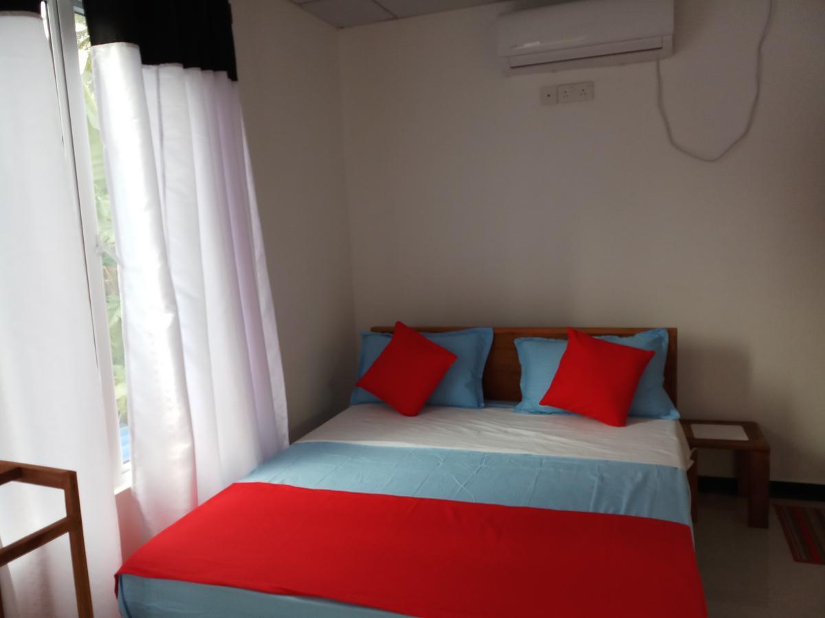 Hotel Cassia Udawalawe Esterno foto