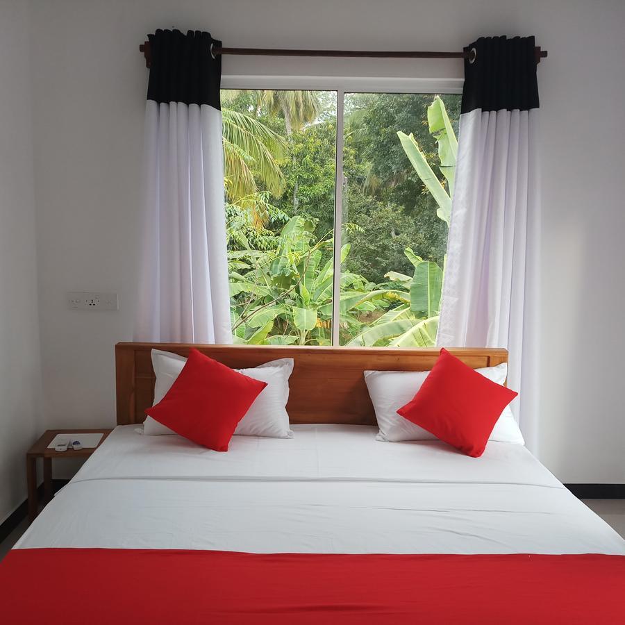 Hotel Cassia Udawalawe Esterno foto