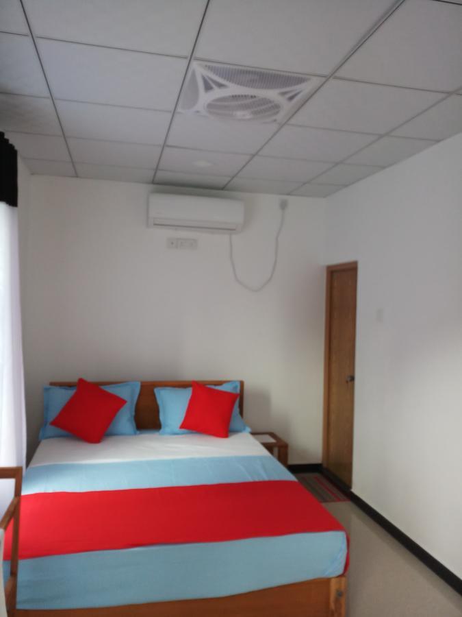 Hotel Cassia Udawalawe Esterno foto
