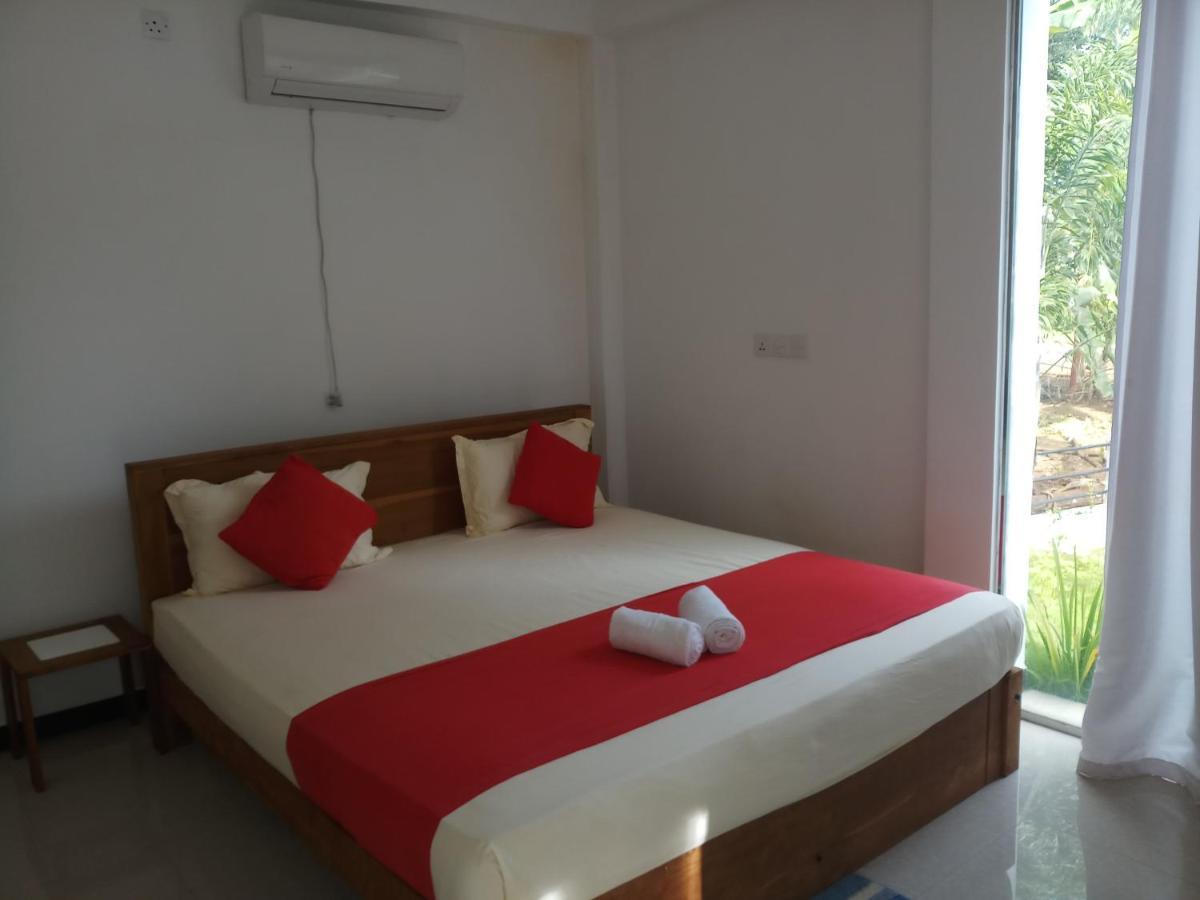 Hotel Cassia Udawalawe Esterno foto