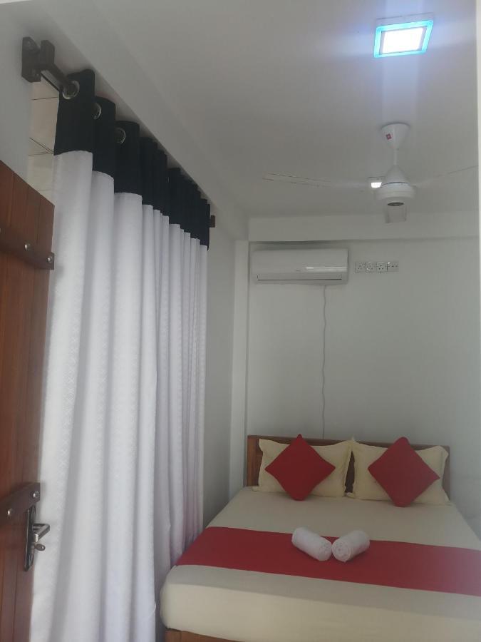 Hotel Cassia Udawalawe Esterno foto