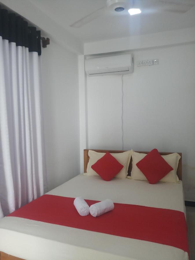 Hotel Cassia Udawalawe Esterno foto